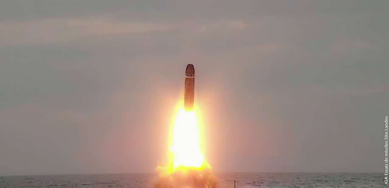 French Navy Conducts Acceptance Firing of M51.3 missile From Le Vigilant SSBN
