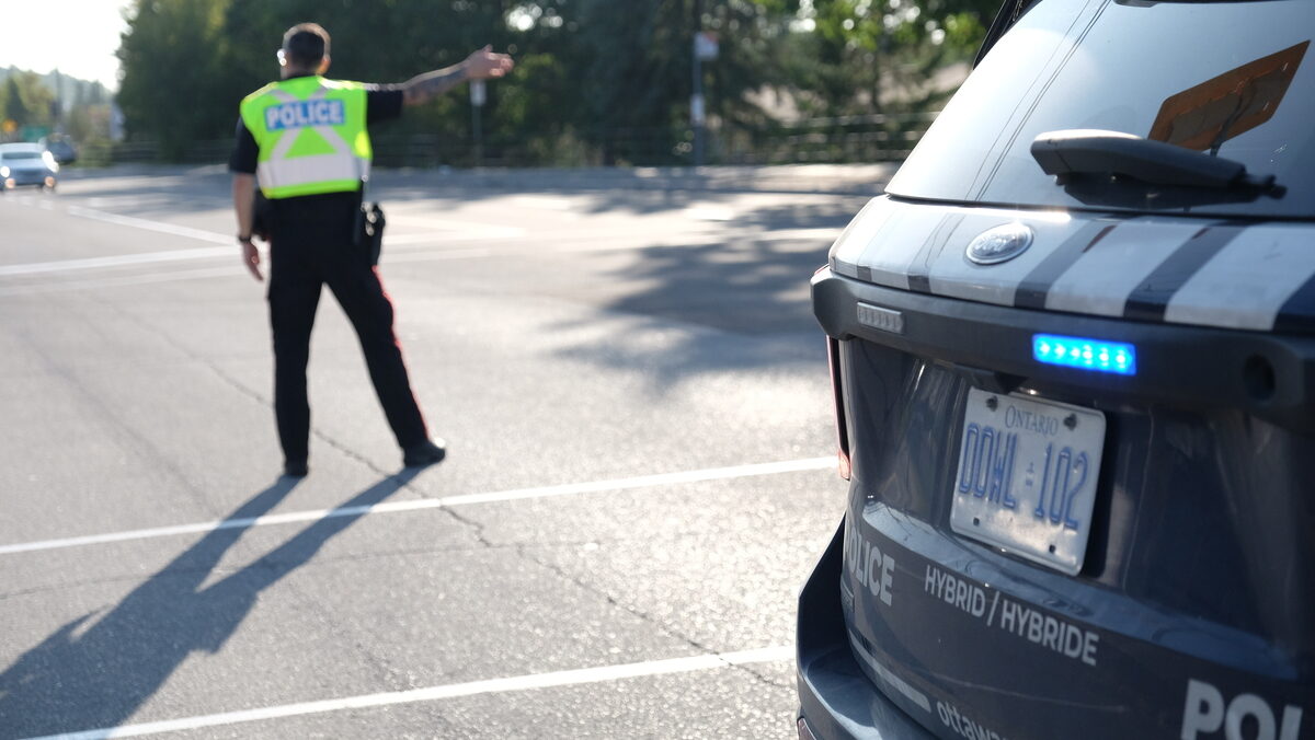 Deadly week on Ottawa roads prompts dozens of traffic stops