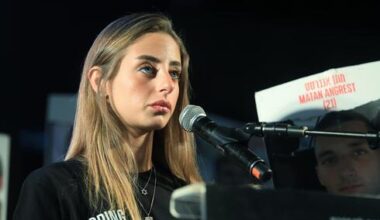 Mia Schem slams ‘pro-Palestinian sheep,’ Drake as she recounts Hamas captivity