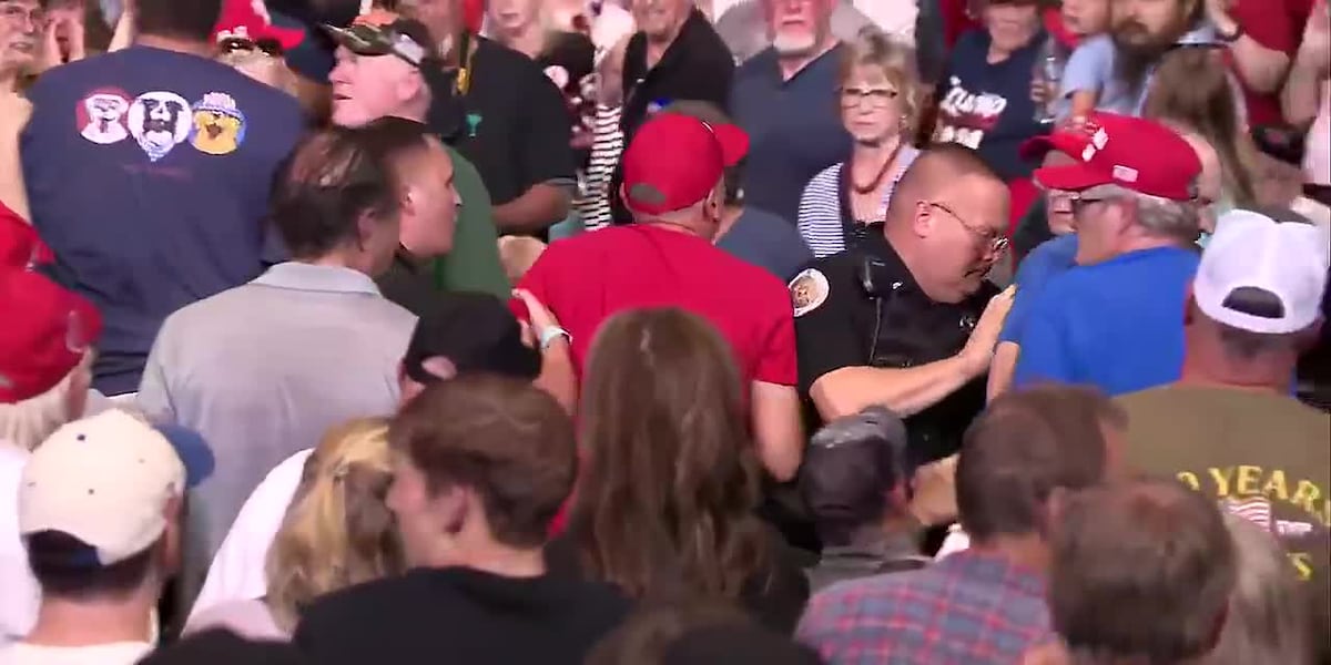 Punches thrown during Upstate Trump rally, multiple people escorted out