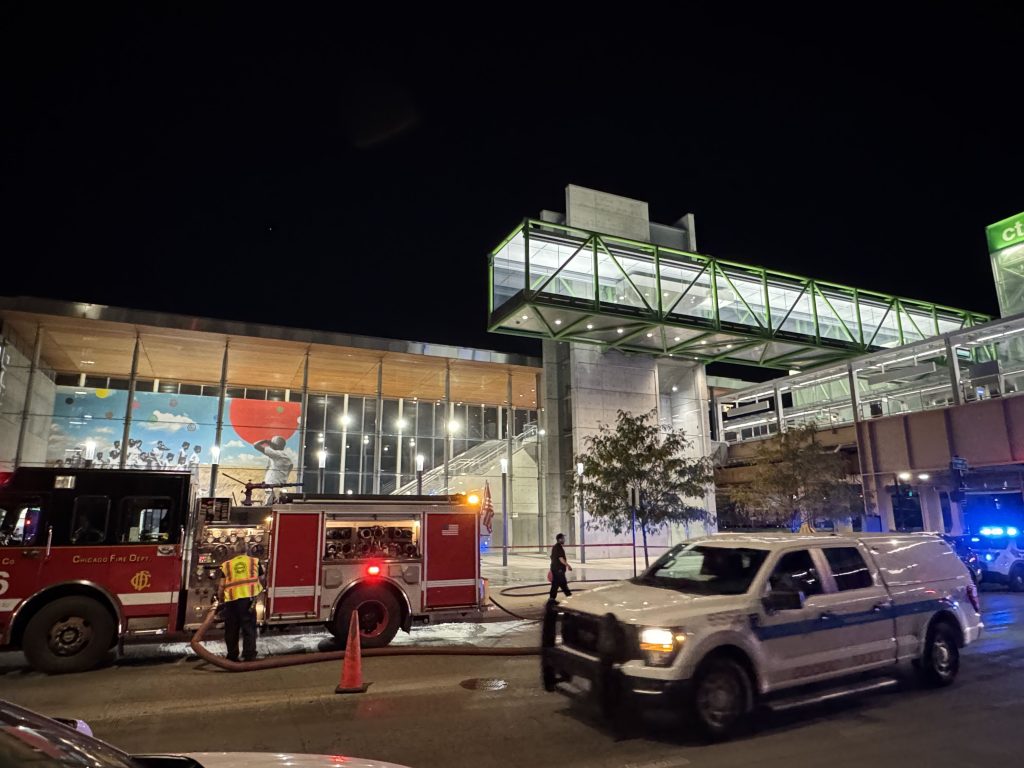 The Green Line’s Damen station remained closed at 7:30 p.m., hours after a CTA employee was killed on Thursday, Oct. 8, 2026. It was open again as of 11:30 p.m. for post-concert traffic.