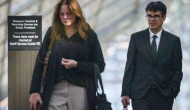 Steven Galloway accuser threatened to sue UBC for up to $3-million, defamation trial hears