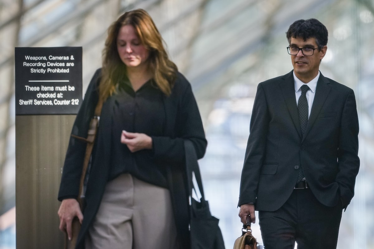 Steven Galloway accuser threatened to sue UBC for up to $3-million, defamation trial hears