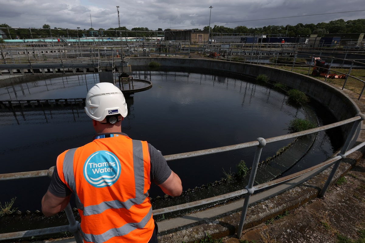 Canadian financiers face exposure in fight over U.K. utility’s future