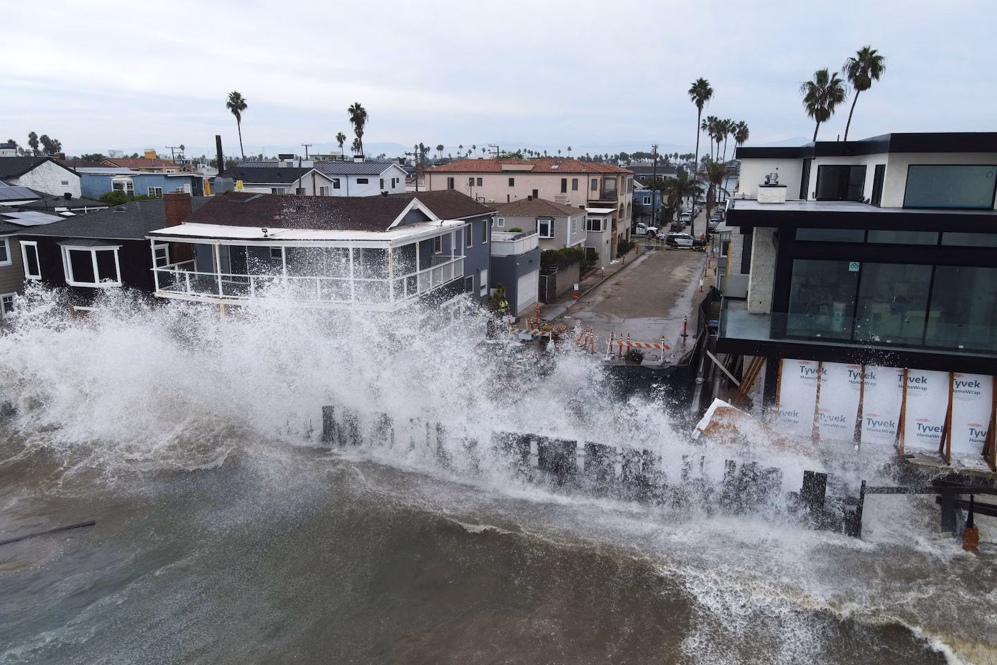 California ramps up El Nino preparation after FEMA tells states to handle disaster response