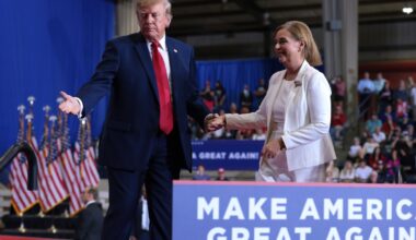Fists fly in S.C. as Trump tries to rally unenthusiastic voters behind Darline Graham