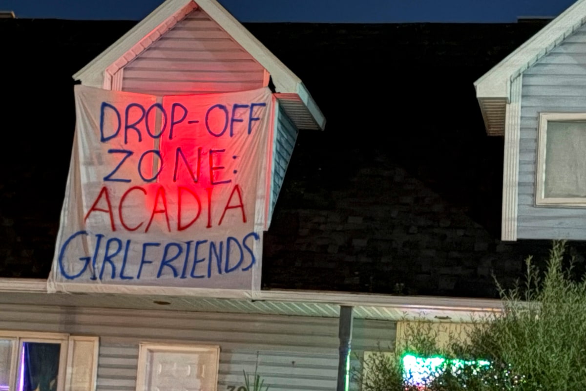 ‘Degrading’ off-campus sign near St. Francis Xavier University prompts backlash
