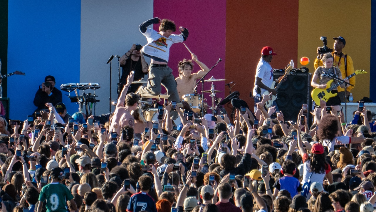 Turnstile energizes massive crowd and raises thousands for aid at concert near Washington Monument