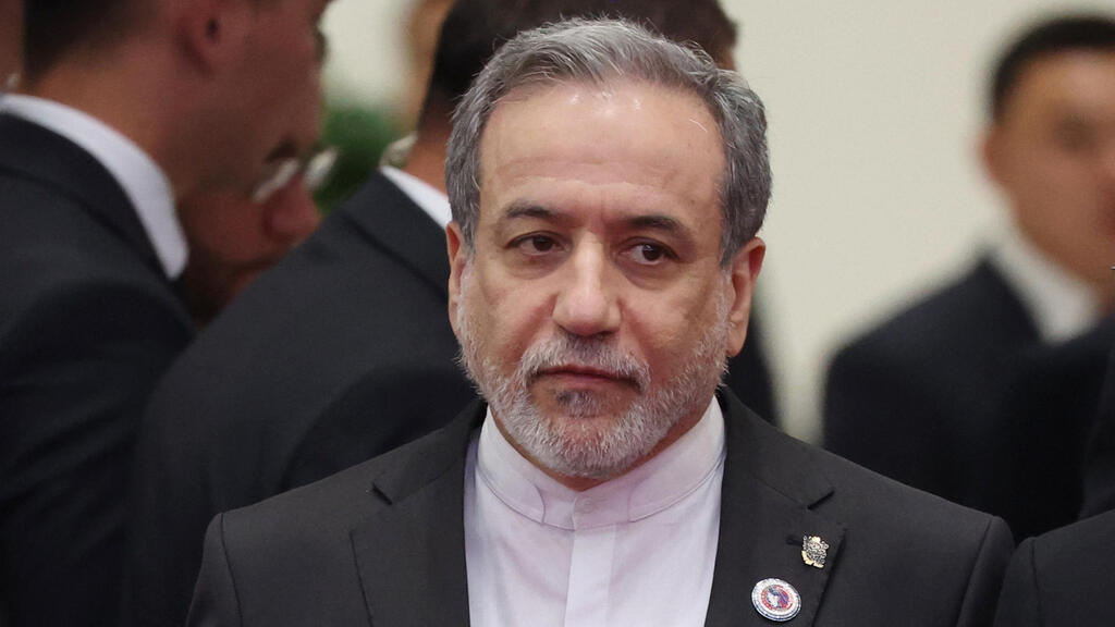 Iranian Foreign Minister Abbas Araghchi (Photo: Vyacheslav PROKOFYEV / POOL / AFP) שר החוץ של איראן עבאס עראקצ'י בפסגת ארגון שנגחאי לשיתוף פעולה ב קירגיזסטן