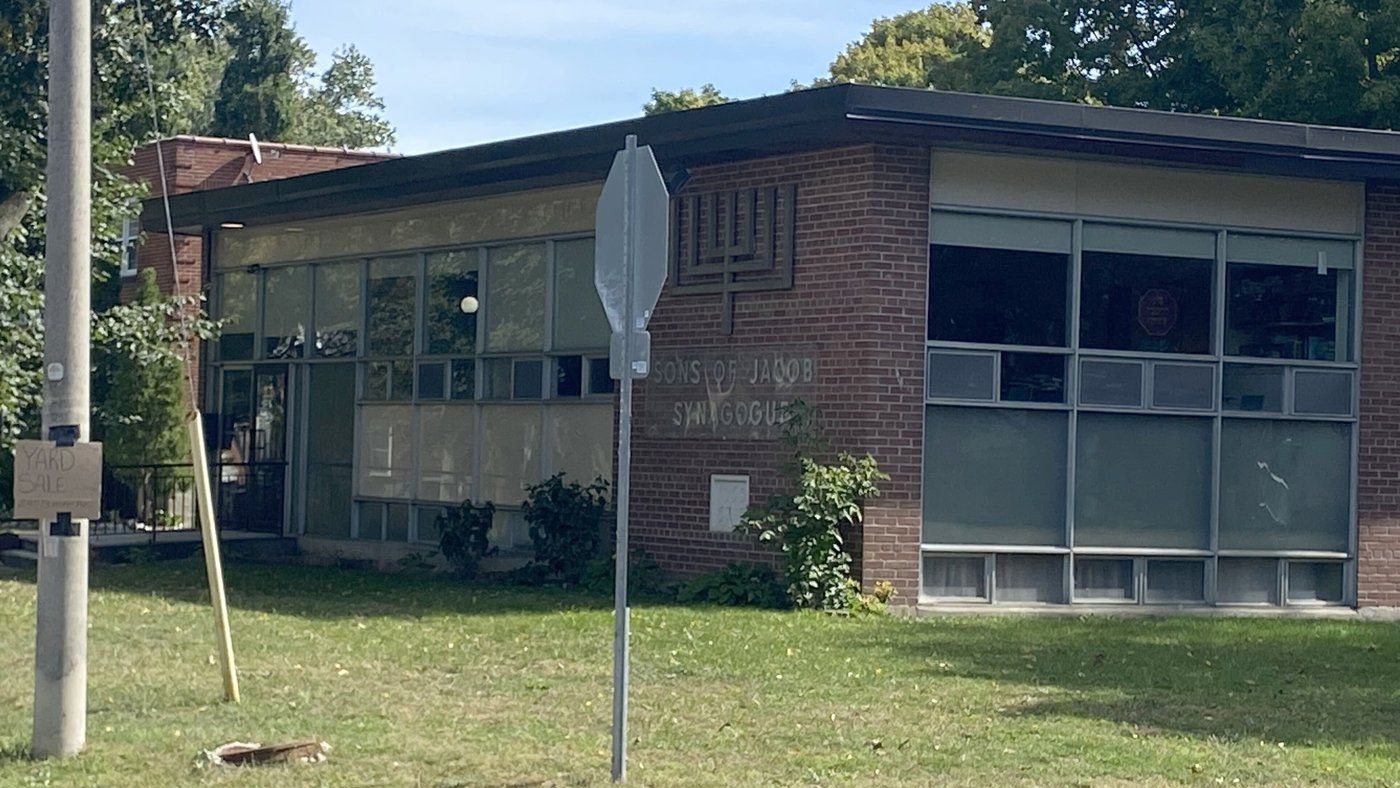 'Disturbing': Belleville synagogue receives antisemitic flyers after shooting