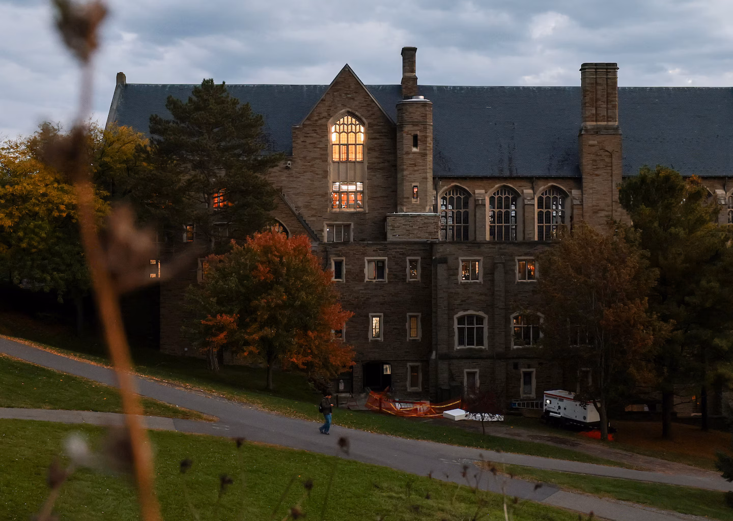 Cornell faculty senate moves ahead with no-confidence vote on administration - The Washington Post