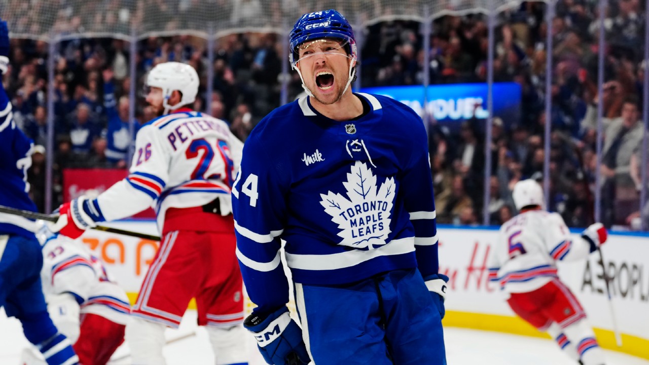 'Dragged us into the fight': Fourth line leads Maple Leafs to win