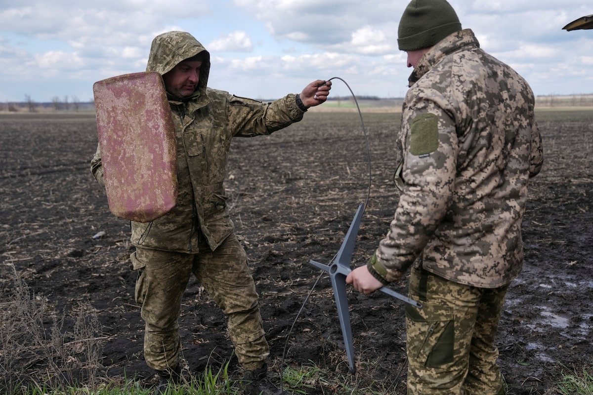Order to restrict Ukraine’s Starshield defence system came from White House, officials say