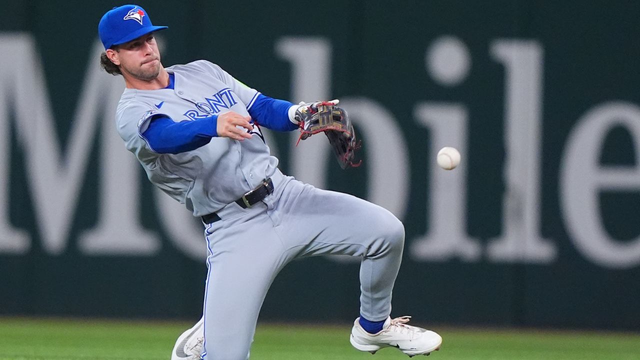 Exploring Blue Jays' options at second base for next season