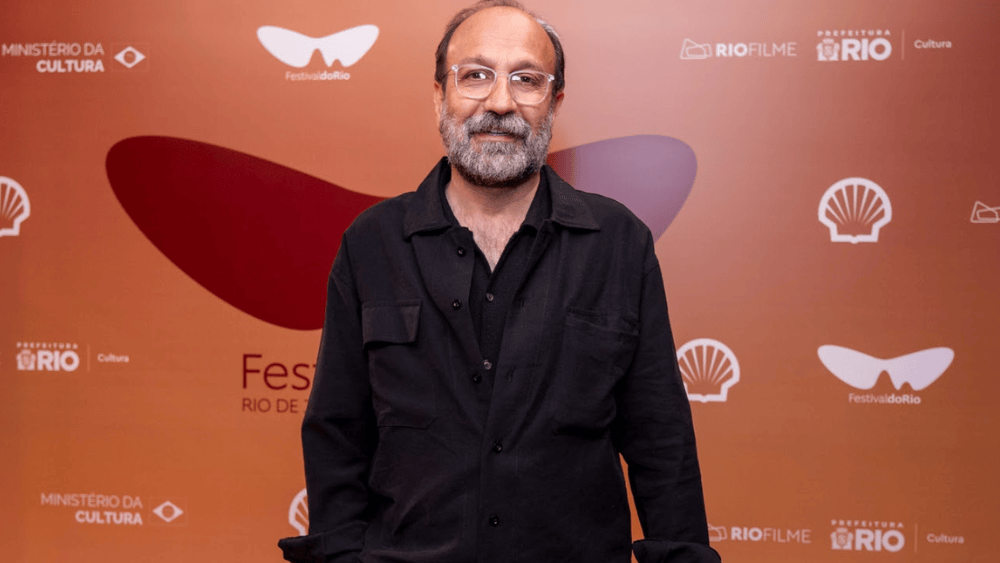 Asghar Farhadi Calls Out Hollywood Portrayals of Iran Like 'Argo'