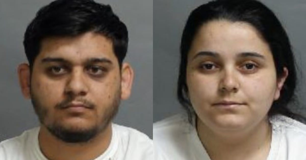 Toronto distraction theft: 2 suspects wanted