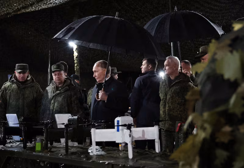 Russian President Vladimir Putin observes military hardware at the Chebarkul range in Chelyabinsk Region, Russia October 2, 2026.