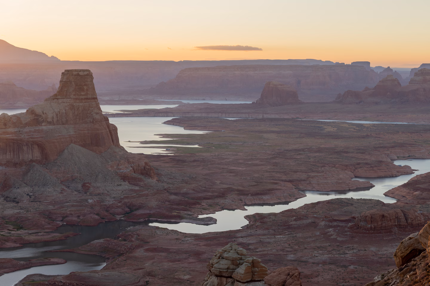 Why water is the biggest flashpoint in Arizona's election