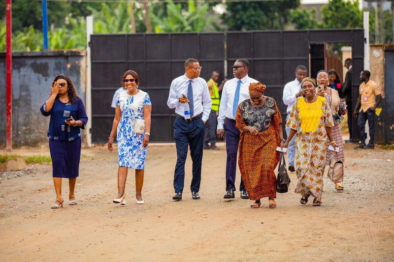 Invited guests and members arrive for the groundbreaking ceremony of the Benin City Nigeria Temple.