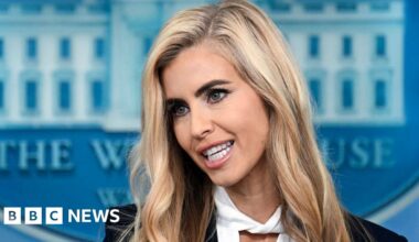 Weekly quiz: How long did Katie Zacharia last as White House press secretary? - BBC