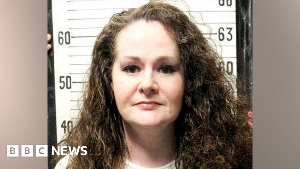 Christa Pike 'angry and confused' after failed execution, lawyers say - BBC