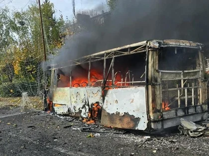 Russia Kills 30 in Kramatorsk Bus Strike as Donetsk Orders Public Transport Halt
