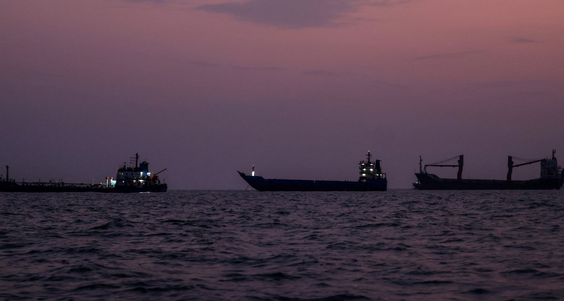 Why do Iran’s oil ‘intermediaries’ owe the government billions? | US-Israel war on Iran News