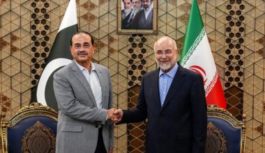 Pakistan army chief in Tehran: Can diplomacy prevent new US-Iran fighting? | US-Israel war on Iran News