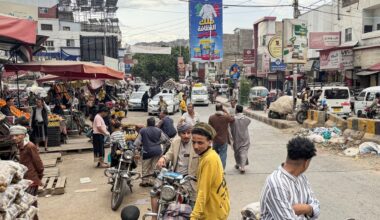 Taiz hospitals near collapse as Houthis tighten siege: Yemen government | Humanitarian Crises News