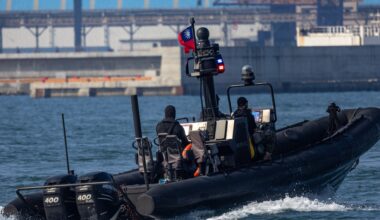 ‘Hybrid warfare’: Taiwan drives away 16 Chinese ships | South China Sea News