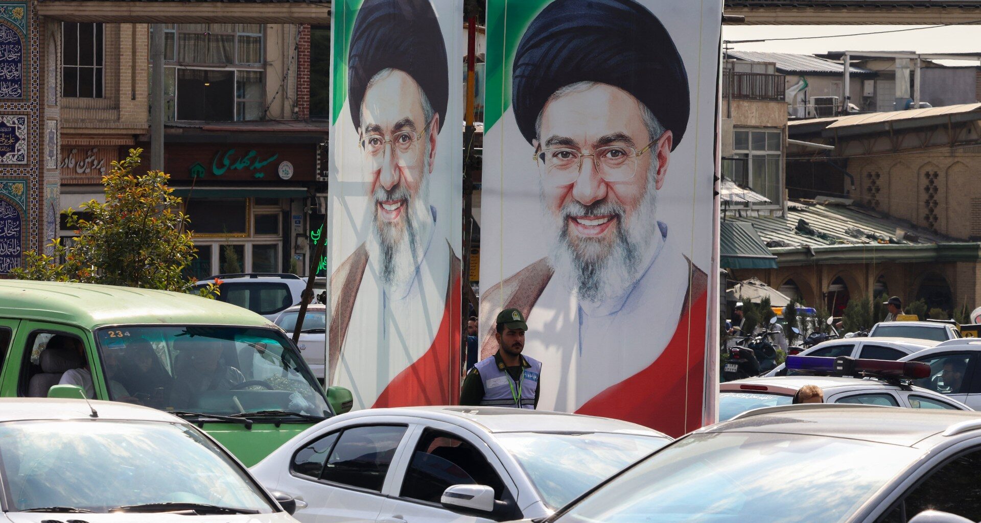 Iran reveals ‘offensive’ doctrine, US issues alert: Is war imminent? | Explainer News