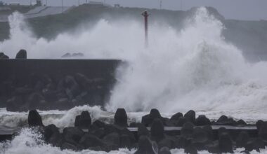 Typhoon Champi hits Taiwan, killing one and injuring hundreds | Climate Crisis News