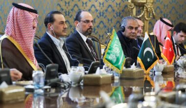 Mecca defence alliance members in Tehran to defuse Iran-US, Yemen tensions | US-Israel war on Iran News