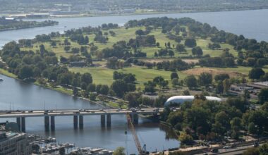 US judge orders ethics inquiry into Trump lawyers over golf course case | Donald Trump News