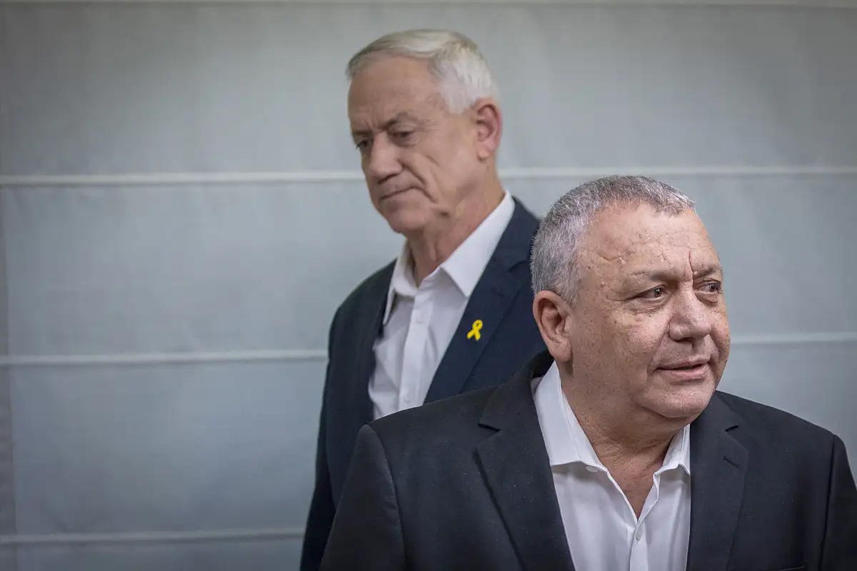 "תרומתם בלתי ניתנת לכימות. היה להם ערך בלתי רגיל. זה היה מאוד נוח לרה"מ". איזנקוט וגנץ , אורן בן חקון