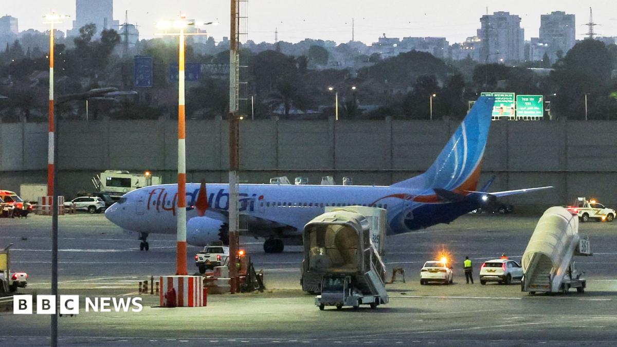 A flydubai plane arrives at Tel Aviv's Ben Gurion airport after bringing passengers from Saudi Arabia following an attempted hijacking (30 September 2026)