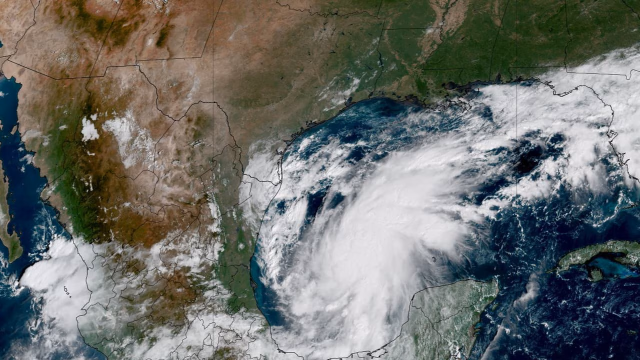 World news live updates: Hurricane upgraded, public slams live execution, entire towns flee coast