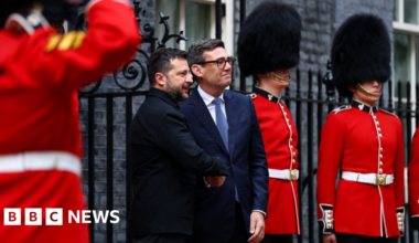 Burnham treads carefully in Zelensky visit, balancing Trump and Ukraine - BBC