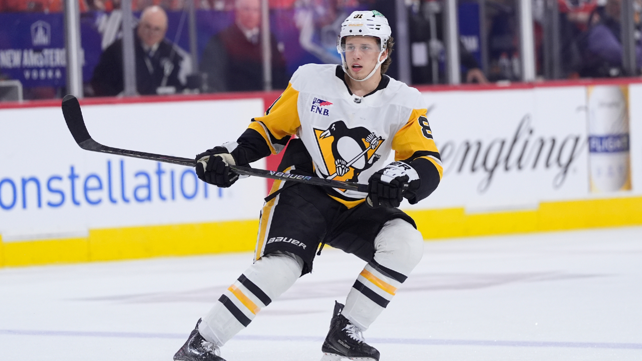 Penguins' Ben Kindel stable after medical episode on plane