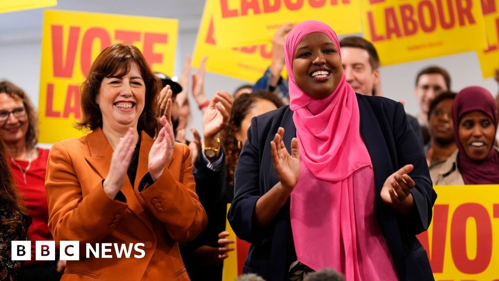 Labour sees off Green challenge to win Holborn by-election - BBC