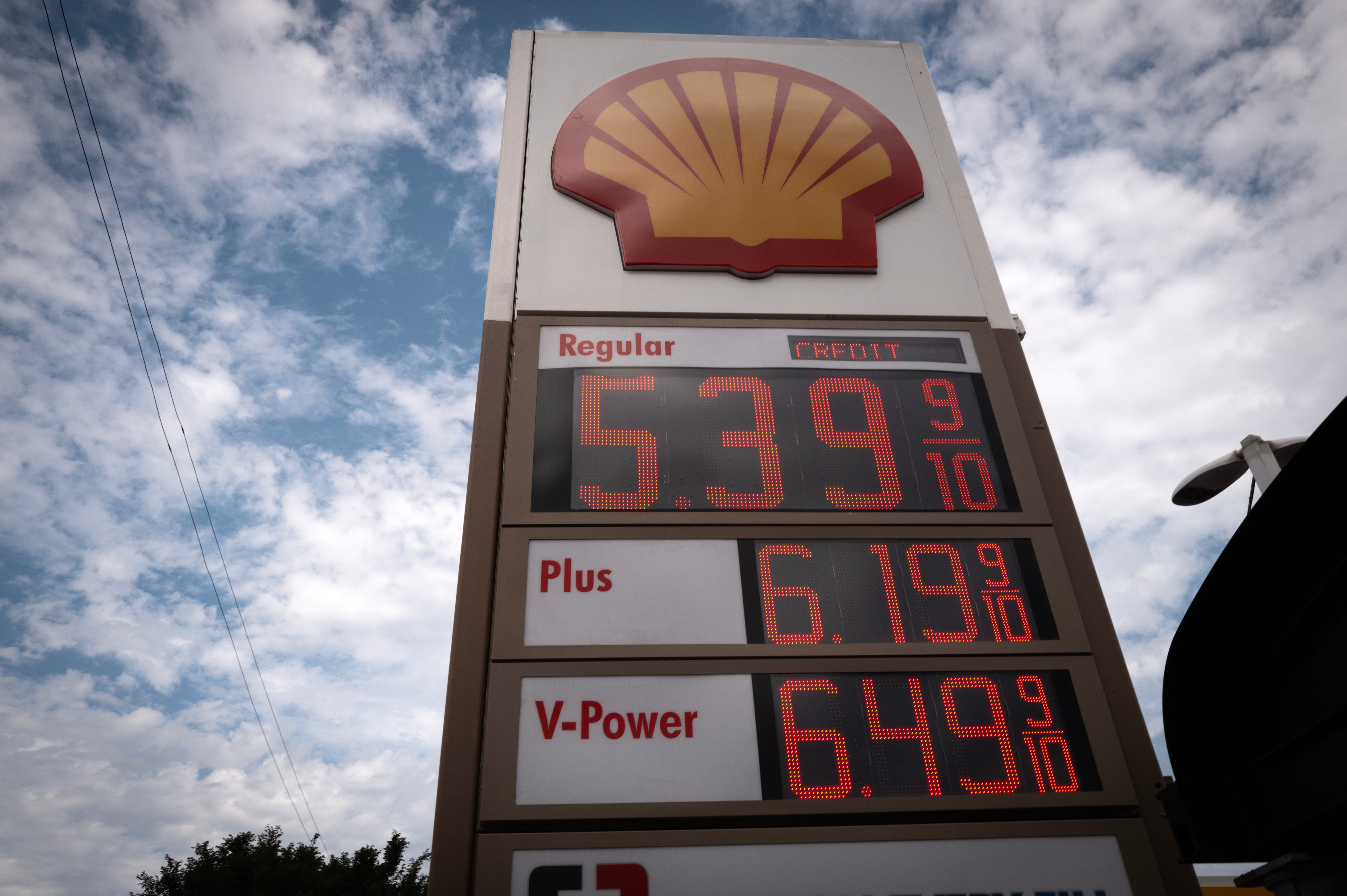 Rising energy prices resulting from the war with Iran could shape the midterm elections.