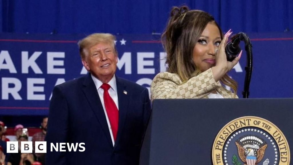 Rapper Nicki Minaj joins Trump onstage at Michigan rally - BBC