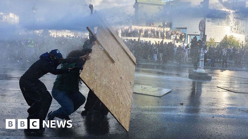 France promises 3,000 extra teachers in first step to calm student protests - BBC