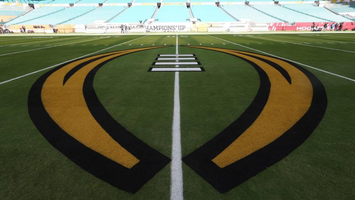 College Football Playoff nearing deal to expand to 24 teams starting in 2027