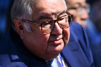 Russian Opposition Condemns EU Decision to Lift Usmanov Sanctions Without Freeing Political Prisoners