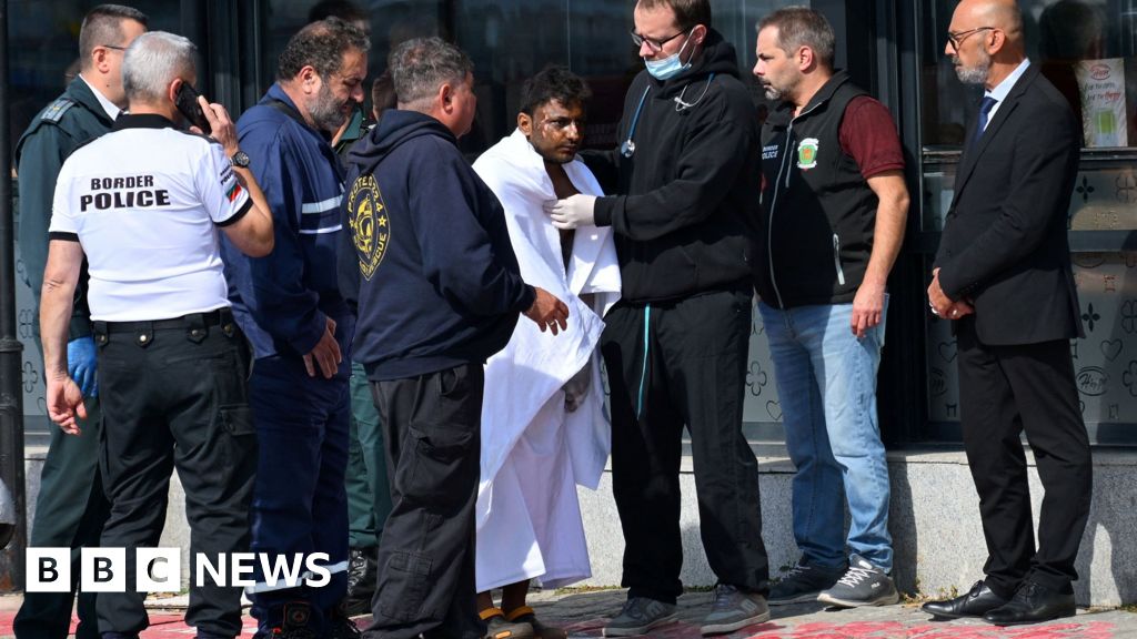 Sailors missing after fresh attacks on Black Sea vessels, Bulgaria says - BBC