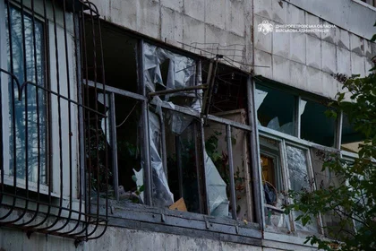 Russia Reportedly Strikes Dnipro With Guided Bombs, Wounding 64-Year-Old Man