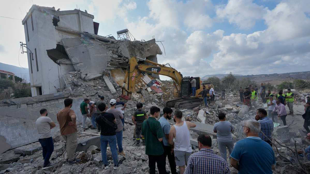 Official: 7,200 rescued from rubble in Iran during US-Israel-imposed war