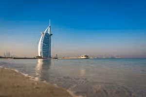 Iranian banks remain open in UAE as US campaign squeezes Dubai trade - FT