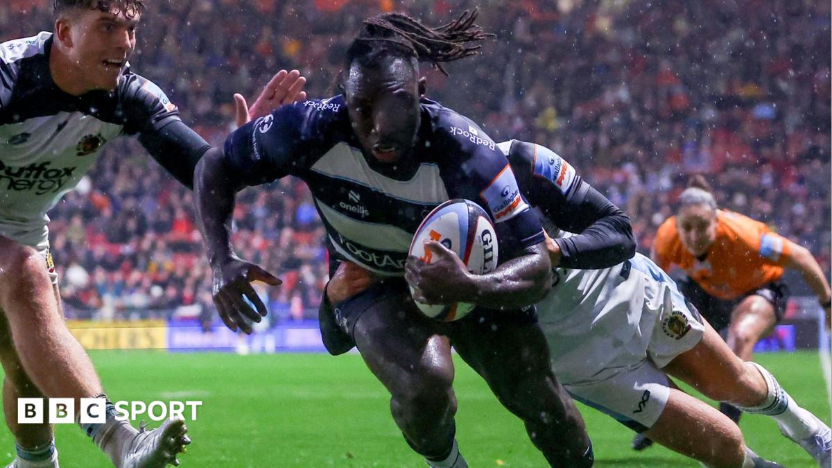 Gabriel Ibitoye scores Bristol's first try